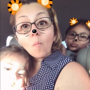 Meet your Posher, Areliz